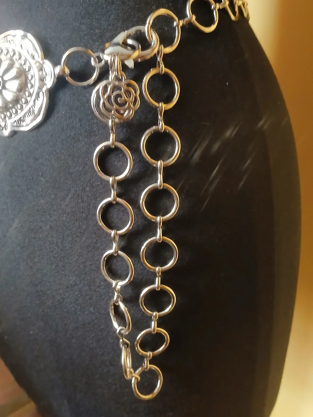 N/A stylish silver